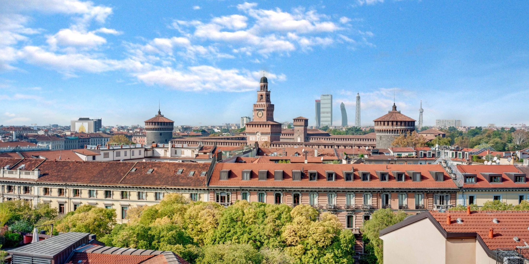 Prestigious high-floor apartment with terrace and wonderful view