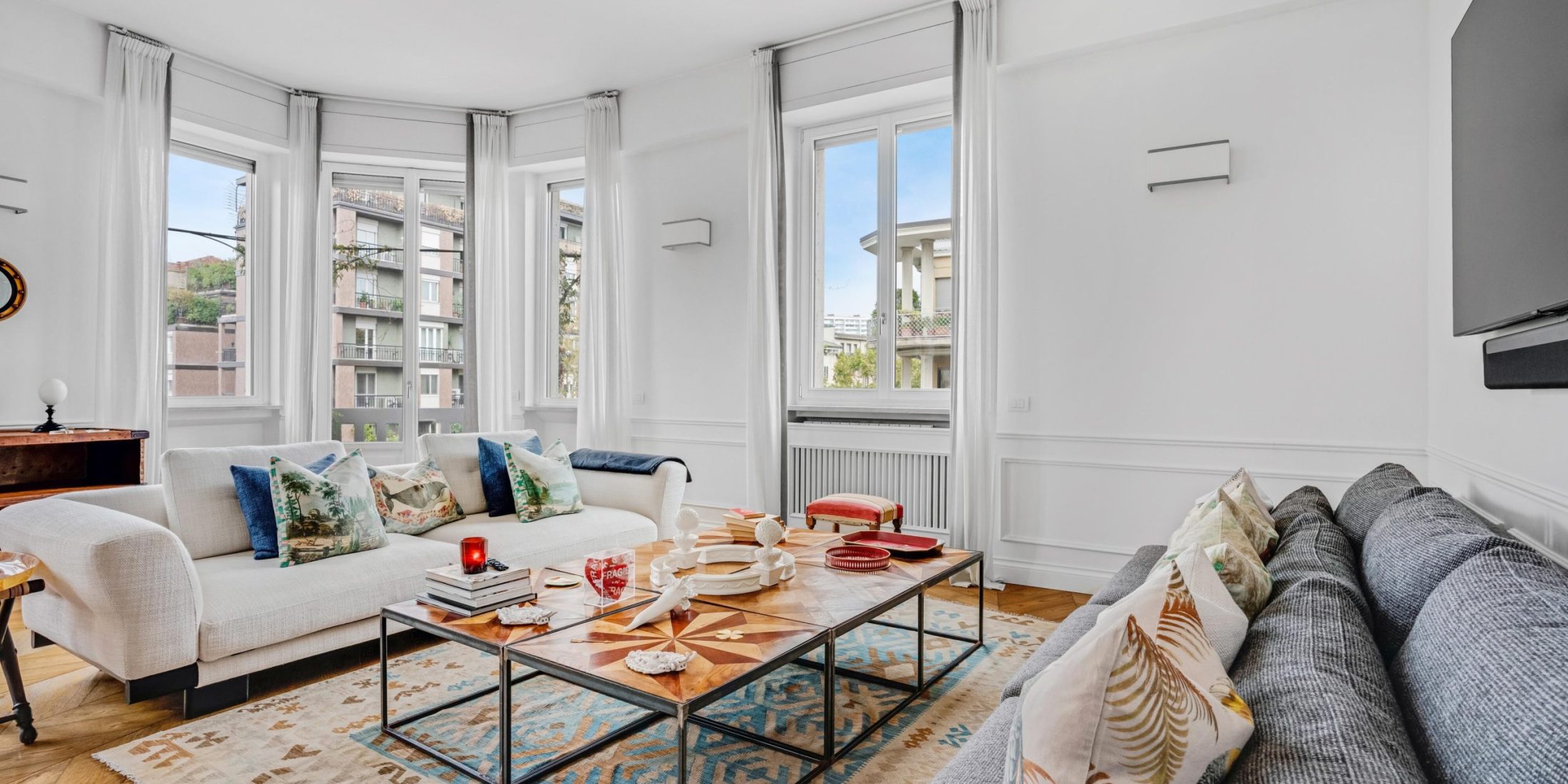 Elegant prestigious residence