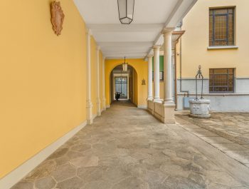 Nel quadrilatero della moda in bel palazzo d'epoca